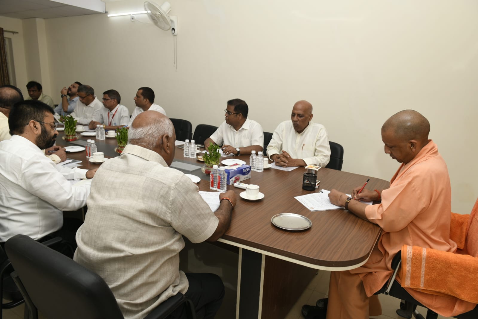 *सीएम योगी ने किया निर्माणाधीन आयुष विश्वविद्यालय का निरीक्षण* *सीएम योगी ने किया निर्माणाधीन आयुष विश्वविद्यालय का निरीक्षण*