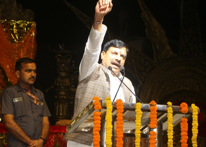 चित्रकूट में अंतरराष्ट्रीय श्री रामलीला उत्सव में मुख्यमंत्री चित्रकूट में अंतरराष्ट्रीय श्री रामलीला उत्सव में मुख्यमंत्री