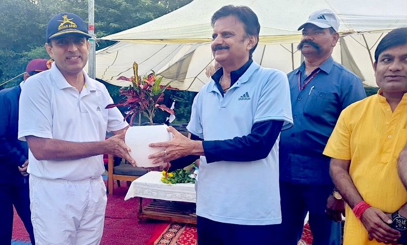 सैनिक स्कूल रीवा के इंटरहाउस चैम्पियनशिप के ध्वजारोहण समारोह सैनिक स्कूल रीवा के इंटरहाउस चैम्पियनशिप के ध्वजारोहण समारोह