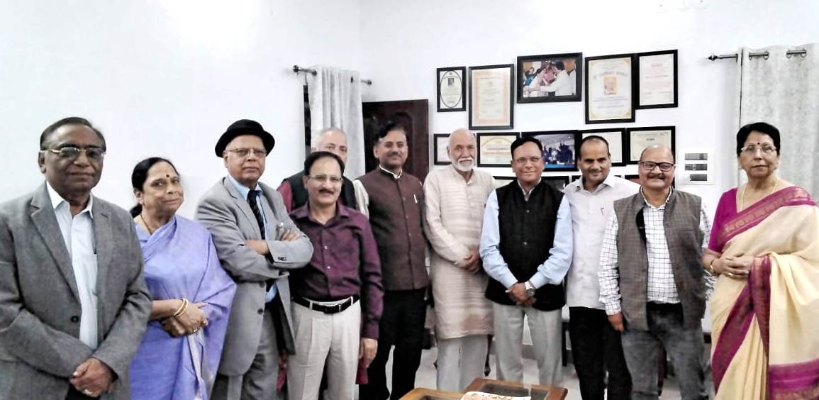 नवोदित प्रवाह की ओर से आयाेजित गोष्ठी।