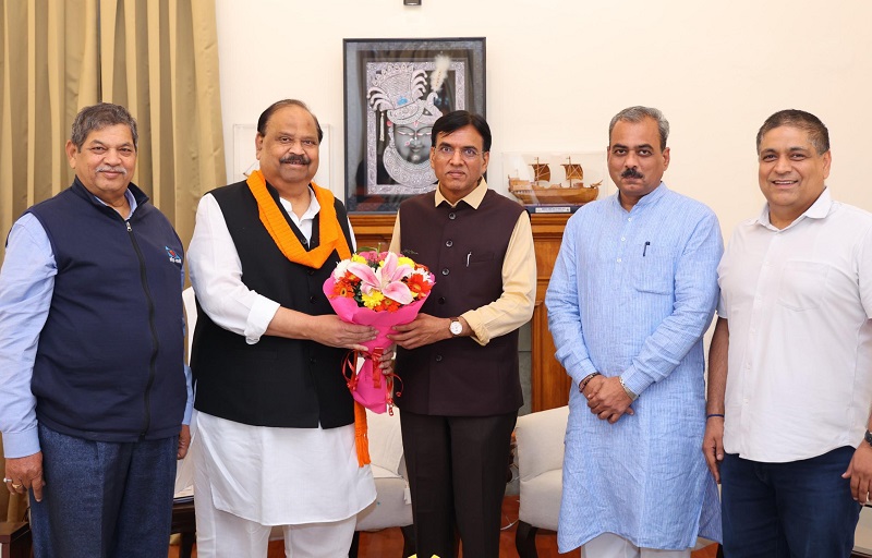 मप्र के एमएसएमई मंत्री काश्यप केन्द्रीय खेल मंत्री मांडविया से मिले