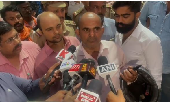 चाचा ने पुलिस पर लगाये गंभीर आरोप चाचा ने पुलिस पर लगाये गंभीर आरोप