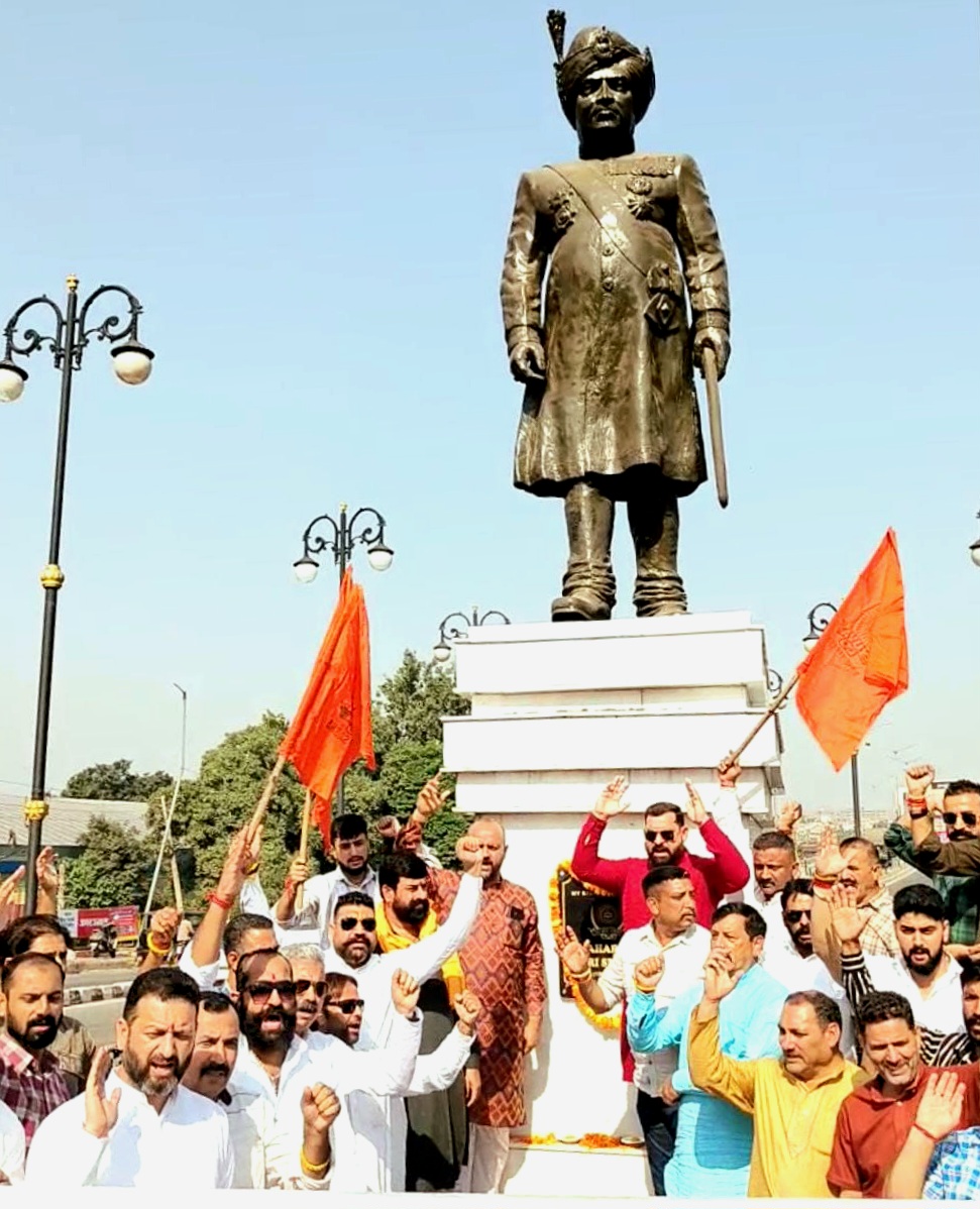 वाईआरएस ने मनाया विलय दिवस, राज्य का दर्जा बहाल करने की मांग की