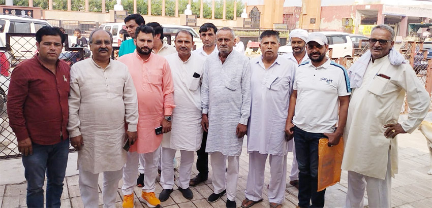 27 Snp- 4 सोनीपत: समिति के गठन के बाद उपस्थित पदाधिकारी। 27 Snp- 4 सोनीपत: समिति के गठन के बाद उपस्थित पदाधिकारी।