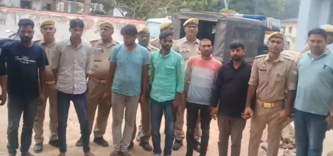 5जी नेटवर्क के उपकरणों की चोरी करने वाले आठ अन्तर्राज्यीय चोर गिरफ्तार 5जी नेटवर्क के उपकरणों की चोरी करने वाले आठ अन्तर्राज्यीय चोर गिरफ्तार