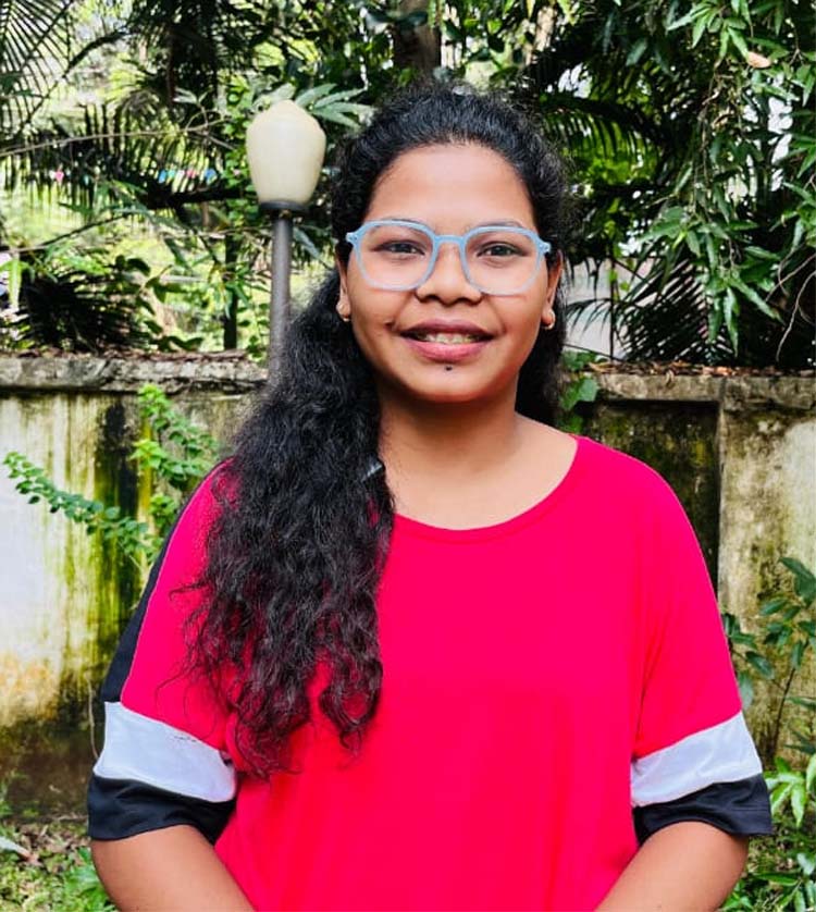 यूरोपा क्लीपर नामक अंतरिक्ष यान बृहस्पति और उसके चंद्रमा यूरोपा के लिए रवाना