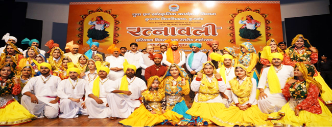 हरियाणा के मुख्यमंत्री नायब सैनी कुरुक्षेत्र विवि में विद्यार्थियाें के साथ हरियाणा के मुख्यमंत्री नायब सैनी कुरुक्षेत्र विवि में विद्यार्थियाें के साथ