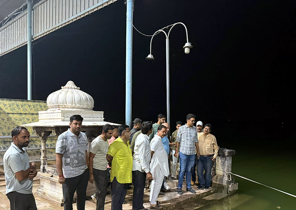 पश्चिम राजस्थान के हरिद्वार कहे जाने वाले श्रीकोलायत के श्री कपिल मुनि के तपोस्थली पर कार्तिक पूर्णिमा पर मेले काे बनाएंगे भव्य पश्चिम राजस्थान के हरिद्वार कहे जाने वाले श्रीकोलायत के श्री कपिल मुनि के तपोस्थली पर कार्तिक पूर्णिमा पर मेले काे बनाएंगे भव्य