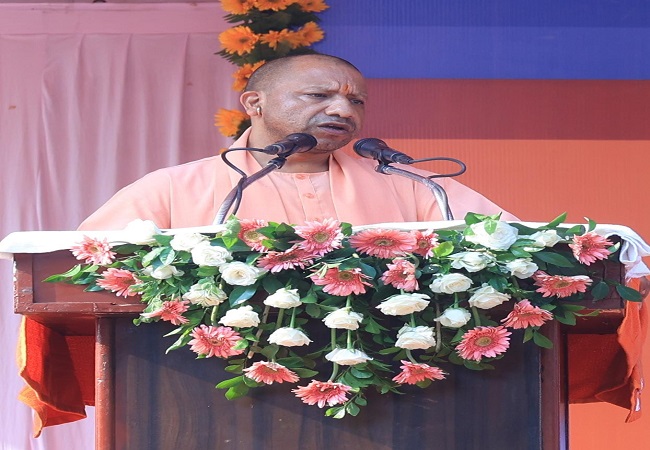 मुख्यमंत्री योगी आदित्यनाथ मुख्यमंत्री योगी आदित्यनाथ