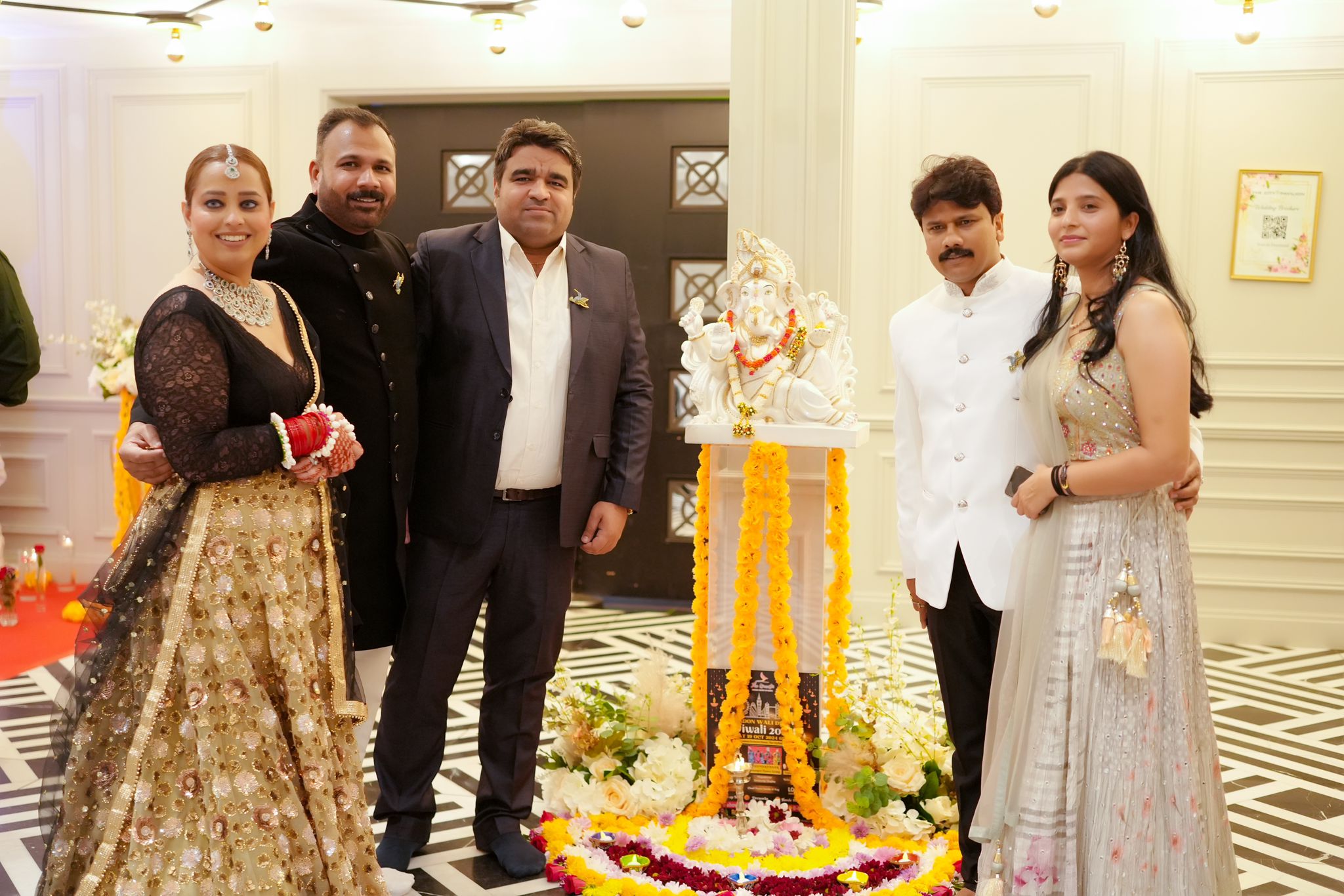 कार्यक्रम में रोहित अहलावत, संजय देसवाल, विन्नी देसवाल, दीपक शुक्ला और प्रियंका शुक्ला। कार्यक्रम में रोहित अहलावत, संजय देसवाल, विन्नी देसवाल, दीपक शुक्ला और प्रियंका शुक्ला।
