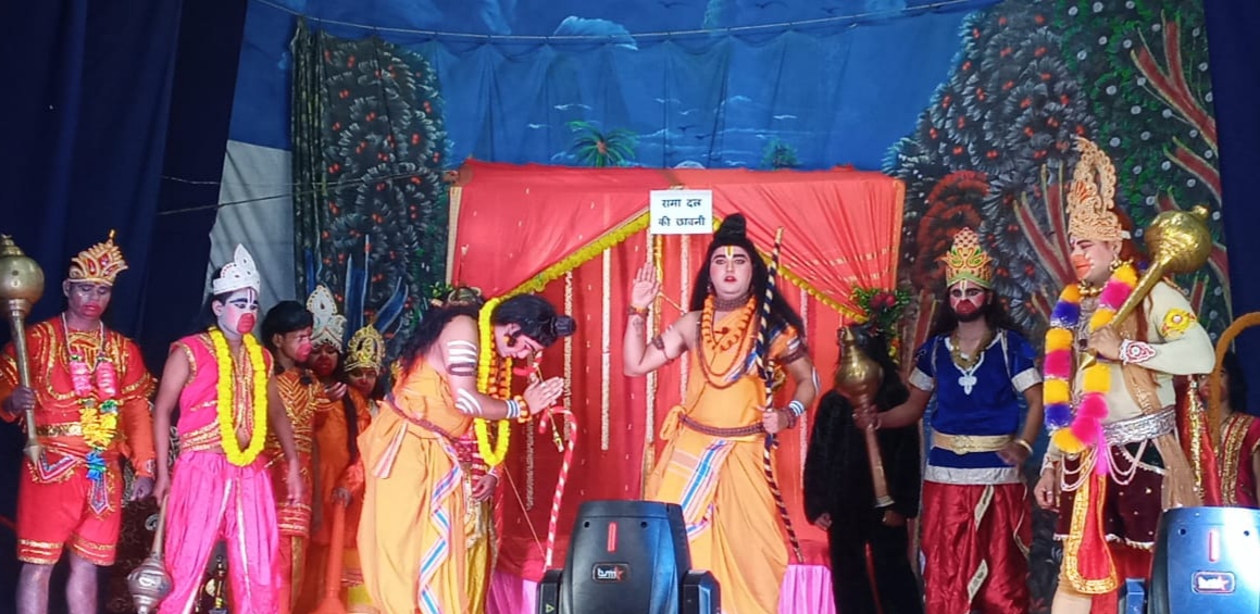 रावण बध के साथ रामलीला का समापन रावण बध के साथ रामलीला का समापन