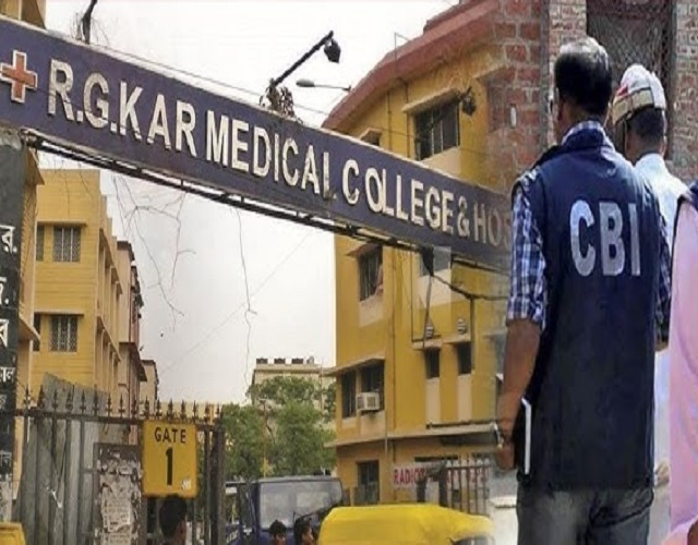 सीबीआई की चार्जशीट के लिए जूनियर डॉक्टर्स की नौ नवंबर को बैठक सीबीआई की चार्जशीट के लिए जूनियर डॉक्टर्स की नौ नवंबर को बैठक