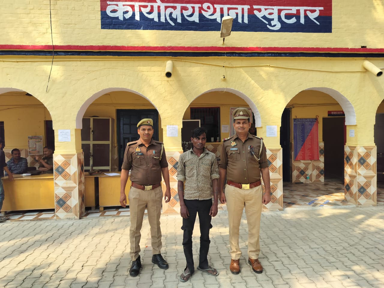 शाहजहांपुर में एक युवक ने वृद्ध नानी के साथ किया दुष्कर्म, आरोपित गिरफ्तार शाहजहांपुर में एक युवक ने वृद्ध नानी के साथ किया दुष्कर्म, आरोपित गिरफ्तार