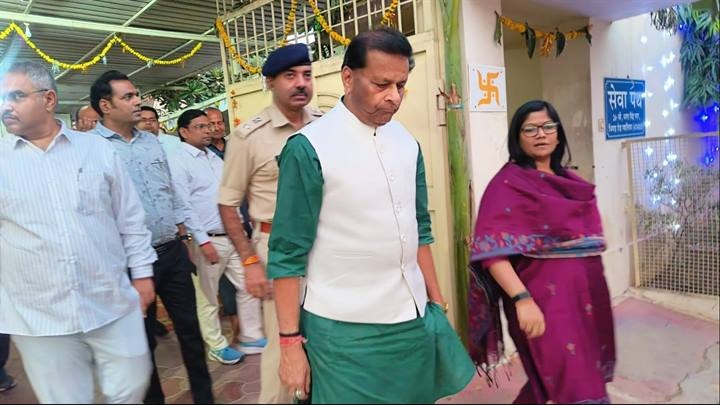 कलेक्टर ने देखी कार्यक्रम की तैयारियां कलेक्टर ने देखी कार्यक्रम की तैयारियां