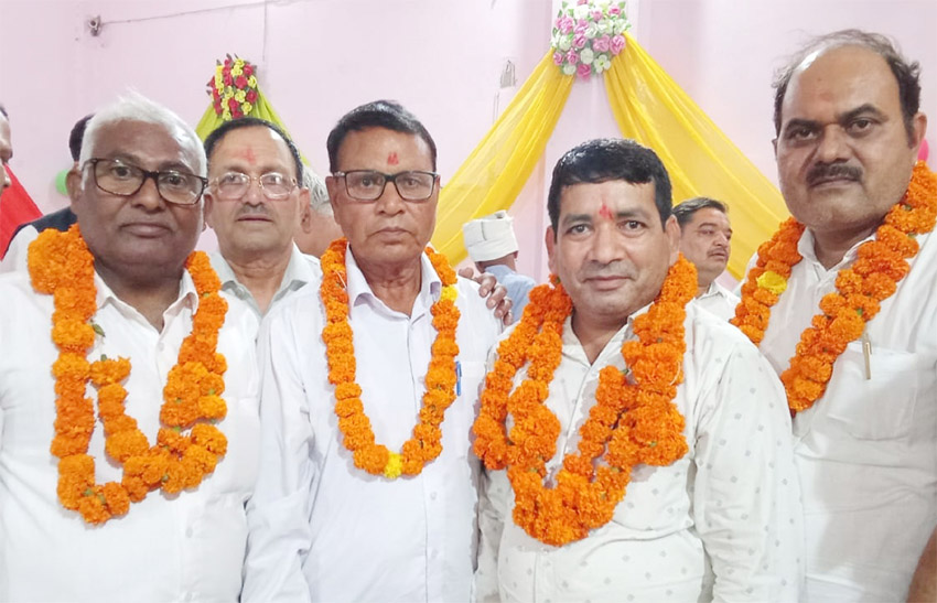 2 Snp- 7 सोनीपत विश्वकर्मा मंदिर व धर्मशाला के नवनियुक्त पदाधिकारी। 2 Snp- 7 सोनीपत विश्वकर्मा मंदिर व धर्मशाला के नवनियुक्त पदाधिकारी।