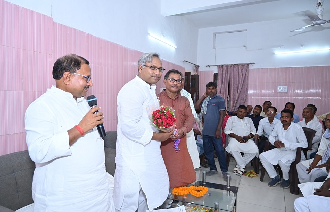 सीतामढ़ी में जदयू समागम के दौरान जदयू के राष्ट्रीय महासचिव मनीष वर्मा सीतामढ़ी में जदयू समागम के दौरान जदयू के राष्ट्रीय महासचिव मनीष वर्मा
