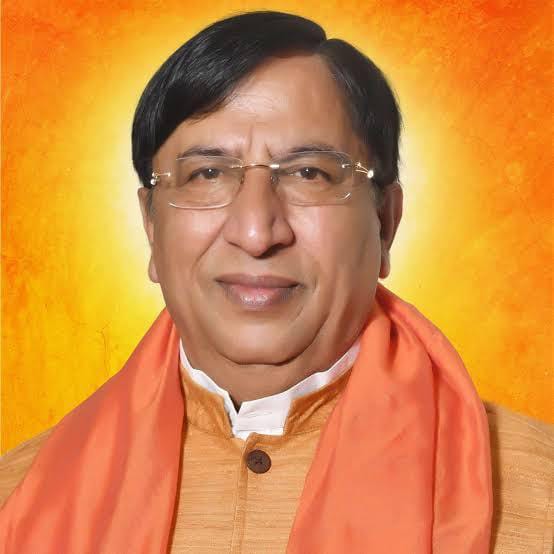 भाजपा राष्ट्रीय सह कोषाध्यक्ष व राज्यसभा सासंद डा. नरेश बंसल भाजपा राष्ट्रीय सह कोषाध्यक्ष व राज्यसभा सासंद डा. नरेश बंसल