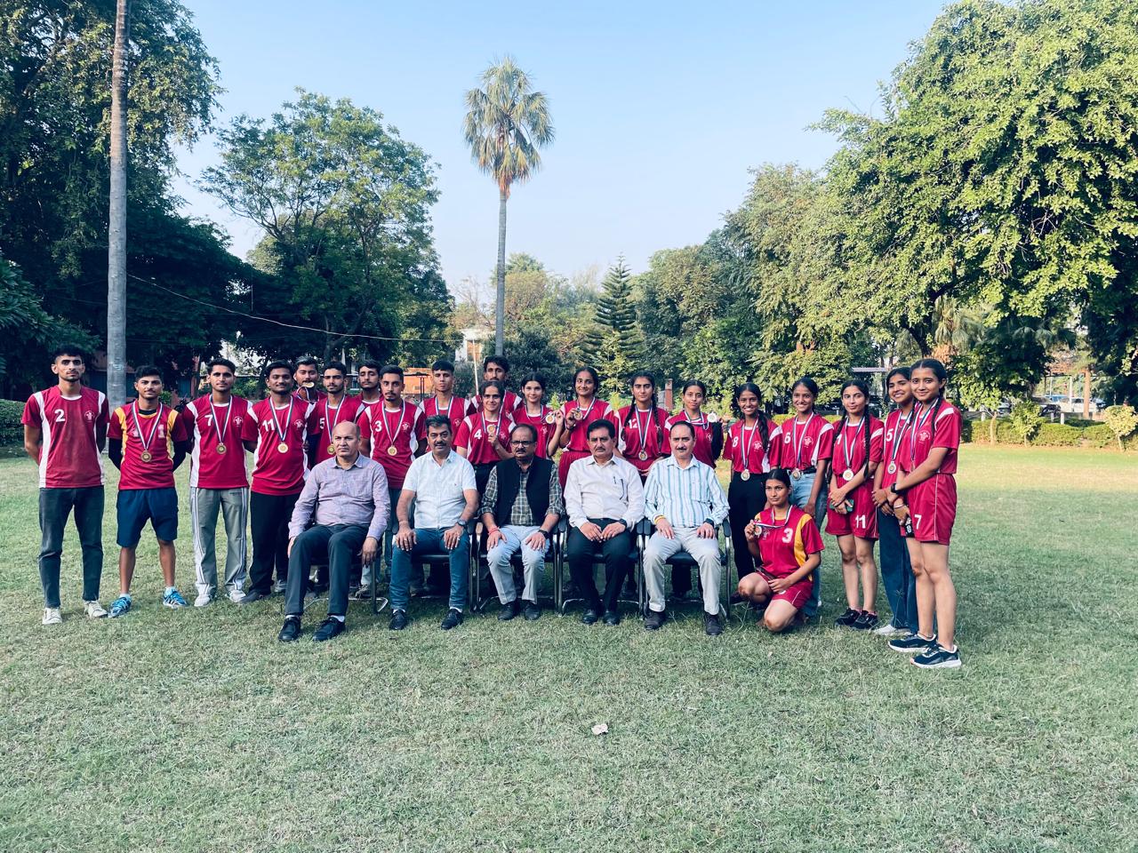 जीजीएम साइंस कॉलेज ने इंटर कॉलेज खो-खो टूर्नामेंट में बिखेरा जलवा जीजीएम साइंस कॉलेज ने इंटर कॉलेज खो-खो टूर्नामेंट में बिखेरा जलवा
