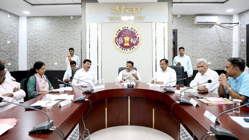 सिंचाई परियोजनाओं की समीक्षा सिंचाई परियोजनाओं की समीक्षा