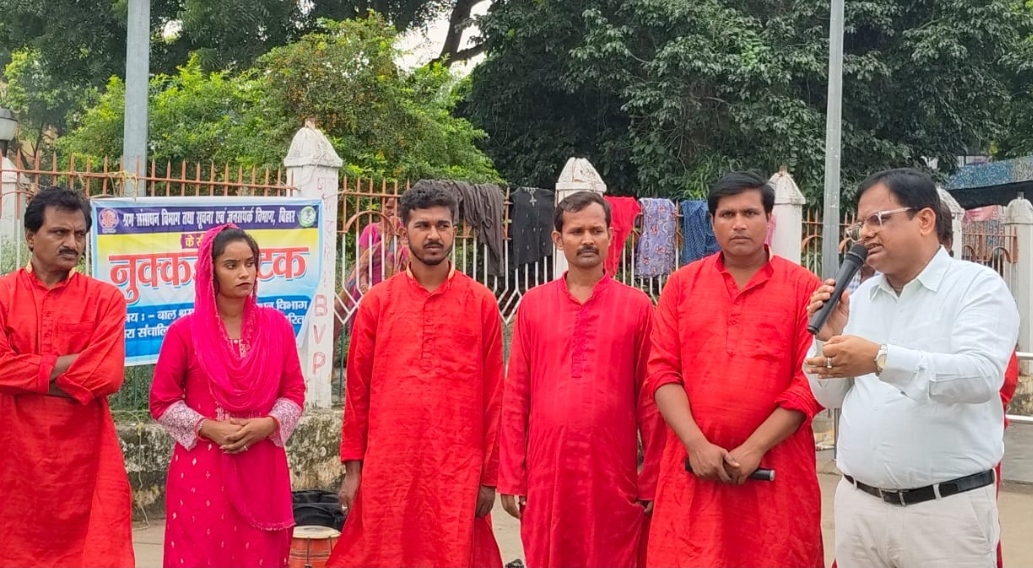 संबोधित करते अतिथि संबोधित करते अतिथि