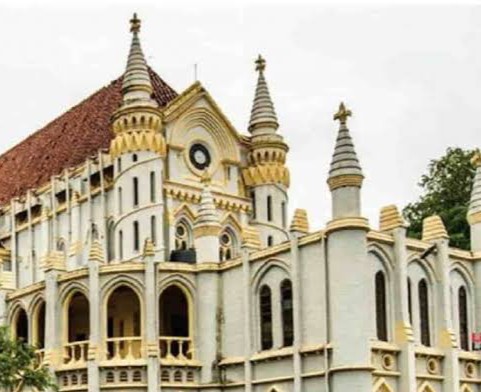 हाईकोर्ट ने लगाई मध्यप्रदेश के थानों में मंदिर बनाने पर रोक हाईकोर्ट ने लगाई मध्यप्रदेश के थानों में मंदिर बनाने पर रोक