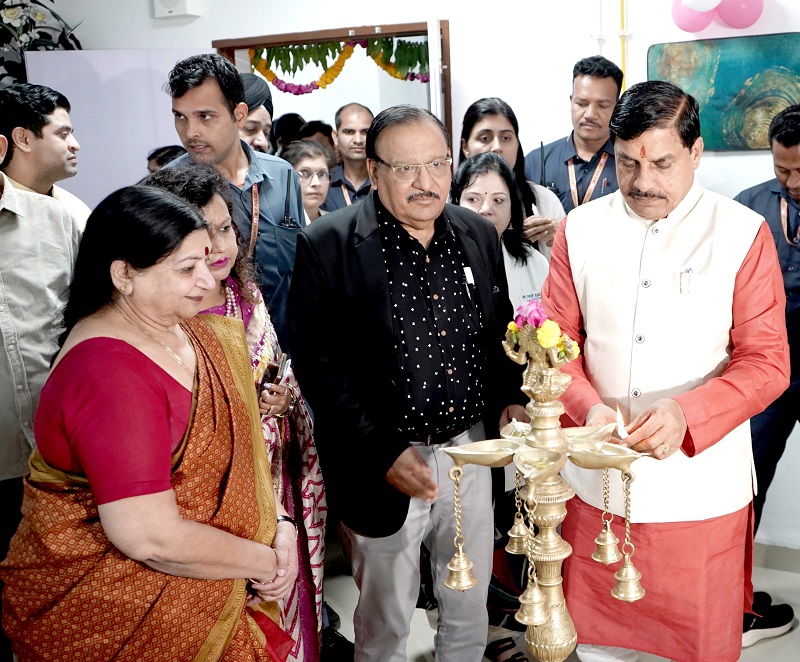 मुख्यमंत्री ने अरविंदों हॉस्पिटल इंदौर में प्रसव-प्रतीक्षालय का किया शुभारंभ मुख्यमंत्री ने अरविंदों हॉस्पिटल इंदौर में प्रसव-प्रतीक्षालय का किया शुभारंभ