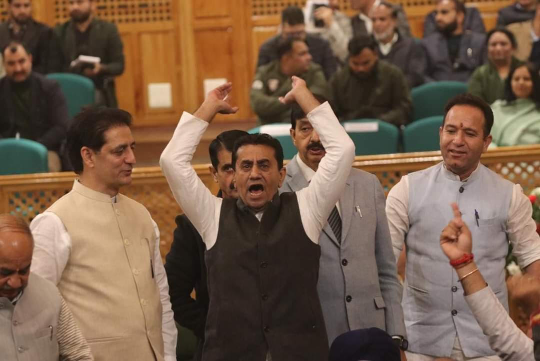 MLA Rajeev Jasrotia opposed the 370 resolution passed in the assembly MLA Rajeev Jasrotia opposed the 370 resolution passed in the assembly