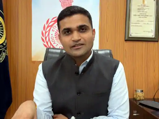 विक्रम सिंह यादव, डीसी फरीदाबाद। विक्रम सिंह यादव, डीसी फरीदाबाद।