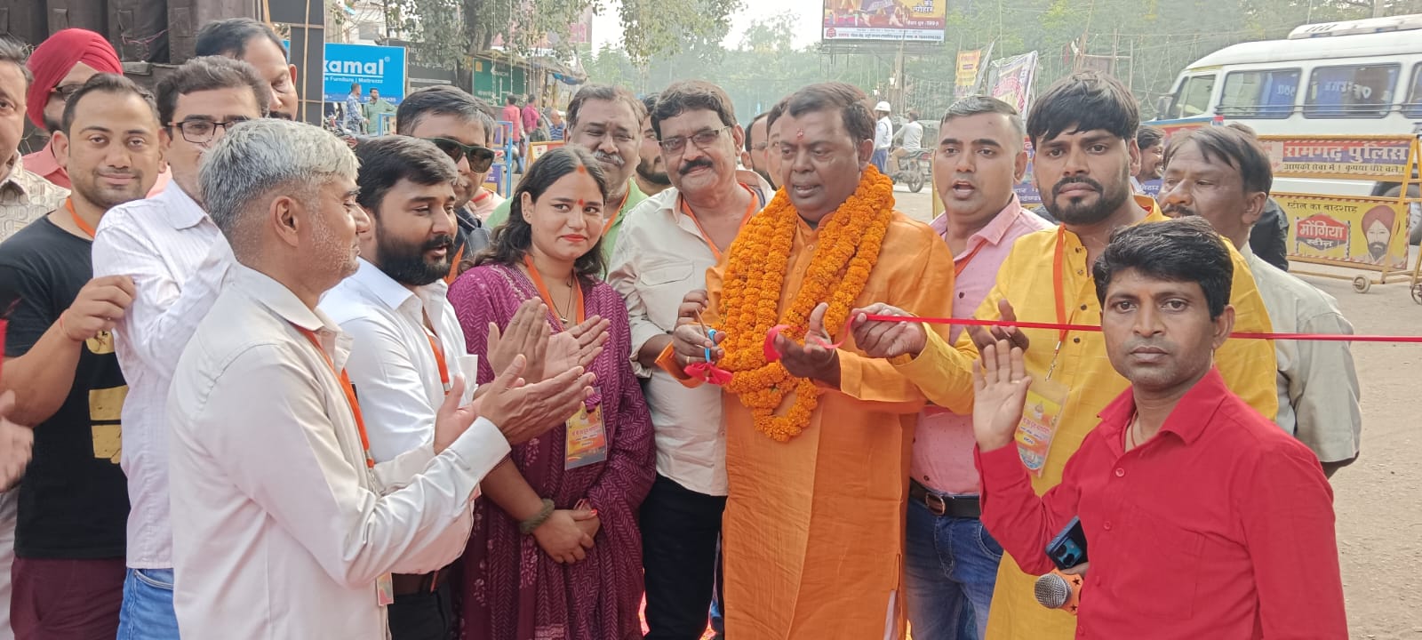 उद्घाटन करते चंद्र प्रकाश चौधरी उद्घाटन करते चंद्र प्रकाश चौधरी