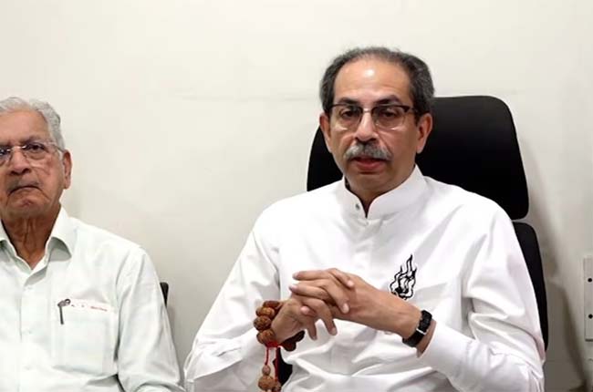 महाराष्ट्र : शिवसेना यूबीटी ने किया धारावी में अंतरराष्ट्रीय वित्तीय केंद्र बनाने का वादा महाराष्ट्र : शिवसेना यूबीटी ने किया धारावी में अंतरराष्ट्रीय वित्तीय केंद्र बनाने का वादा