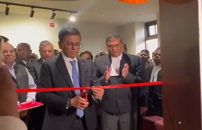 सुप्रीम कोर्ट परिसर में नए म्यूजियम का उद्घाटन करते चीफ जस्टिस डीवाई चंद्रचूड़ सुप्रीम कोर्ट परिसर में नए म्यूजियम का उद्घाटन करते चीफ जस्टिस डीवाई चंद्रचूड़
