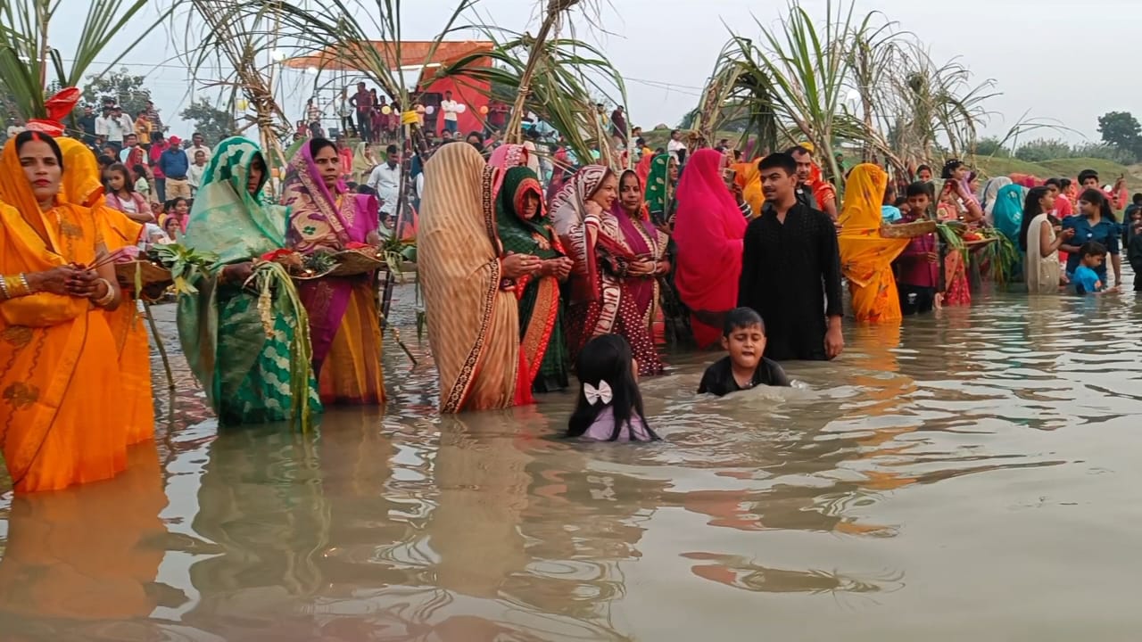 घाटों पर सुरक्षा व्यवस्था चाक चौबंद* घाटों पर सुरक्षा व्यवस्था चाक चौबंद*