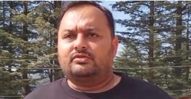 नेत्र सर्जन डॉ विराज राठी नेत्र सर्जन डॉ विराज राठी