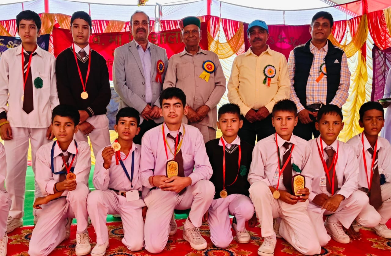 वार्षिक पारितोषिक वितरण समारोह के दौरान सीपीएस। वार्षिक पारितोषिक वितरण समारोह के दौरान सीपीएस।