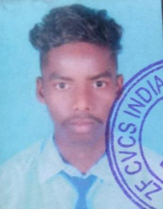 मृतक मोहन सिंह का फ़ाइल फोटो और दुर्घटना में घायल महिला मृतक मोहन सिंह का फ़ाइल फोटो और दुर्घटना में घायल महिला