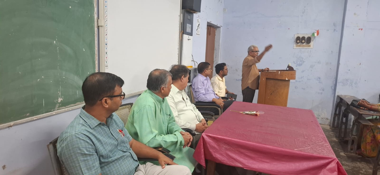 स्त्रियों का शव लेकर कोई समाज विजयी नहीं हो सकता: प्रो. सूर्यनारायण सिंह* स्त्रियों का शव लेकर कोई समाज विजयी नहीं हो सकता: प्रो. सूर्यनारायण सिंह*
