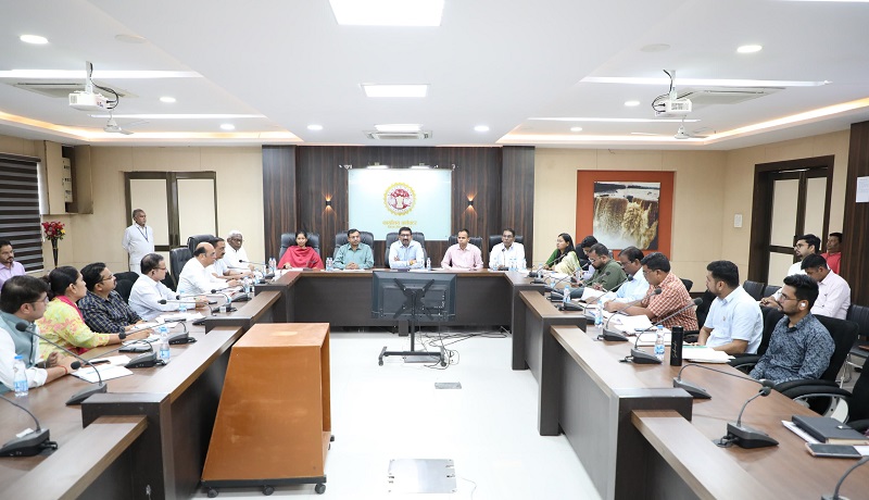 नलजल योजनाओं के क्रियान्वयन तथा जल जीवन मिशन के कार्यों की समीक्षा नलजल योजनाओं के क्रियान्वयन तथा जल जीवन मिशन के कार्यों की समीक्षा