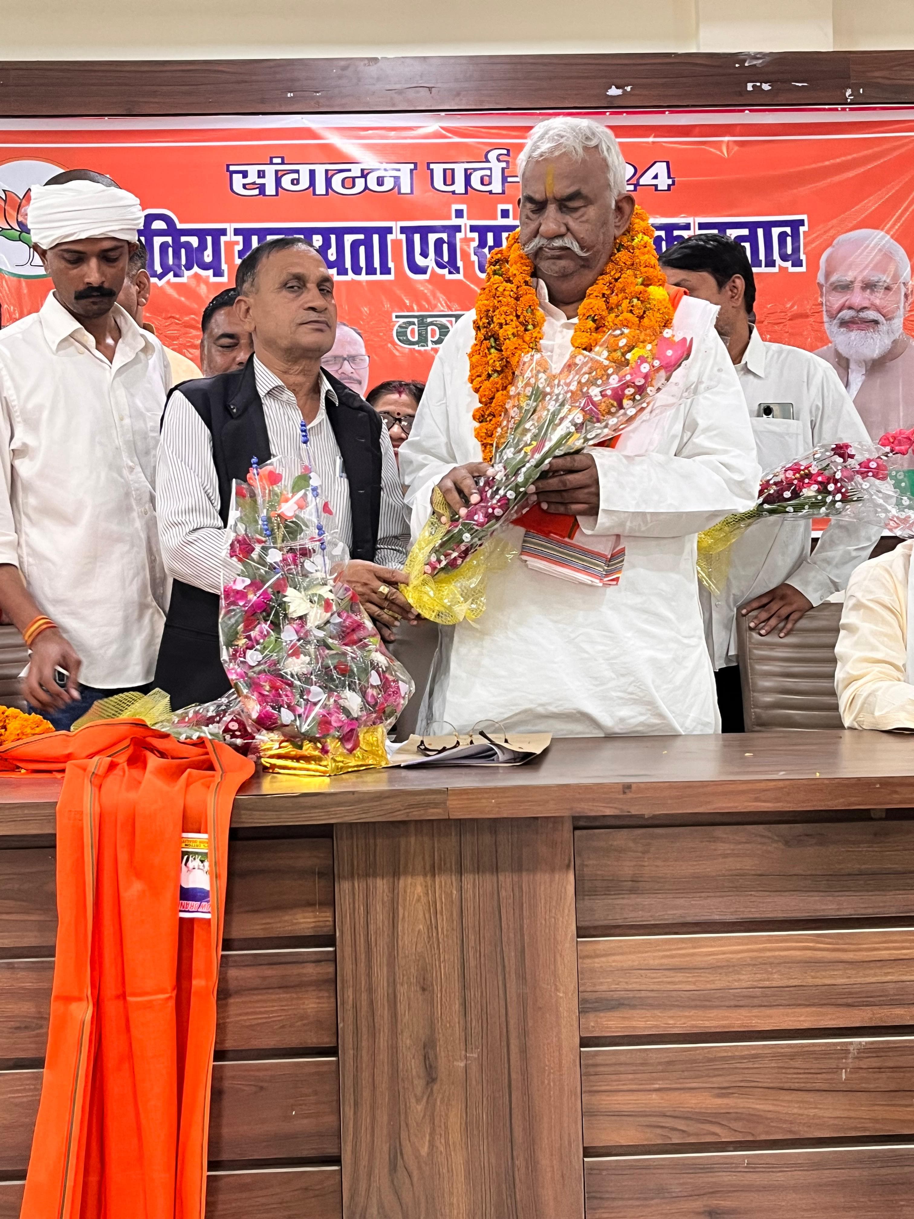 भाजपा लोकतांत्रिक पार्टी संगठन का चुनाव भी लोकतांत्रिक तरीके से कराती हैं- श्रीराम चौहान भाजपा लोकतांत्रिक पार्टी संगठन का चुनाव भी लोकतांत्रिक तरीके से कराती हैं- श्रीराम चौहान