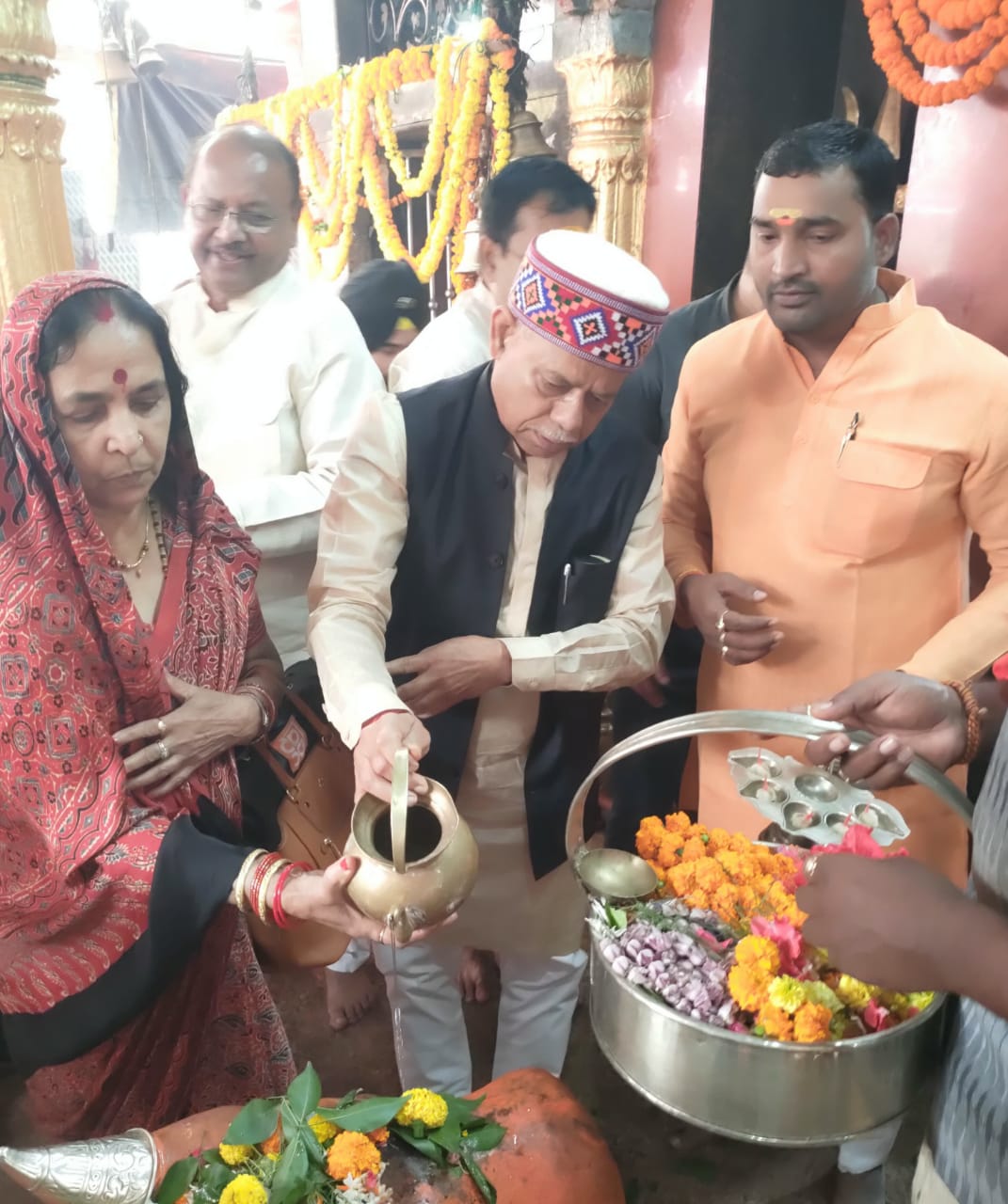 हिमाचल प्रदेश के राज्यपाल मार्कण्डेय महादेव धाम में :फोटो बच्चा गुप्ता हिमाचल प्रदेश के राज्यपाल मार्कण्डेय महादेव धाम में :फोटो बच्चा गुप्ता