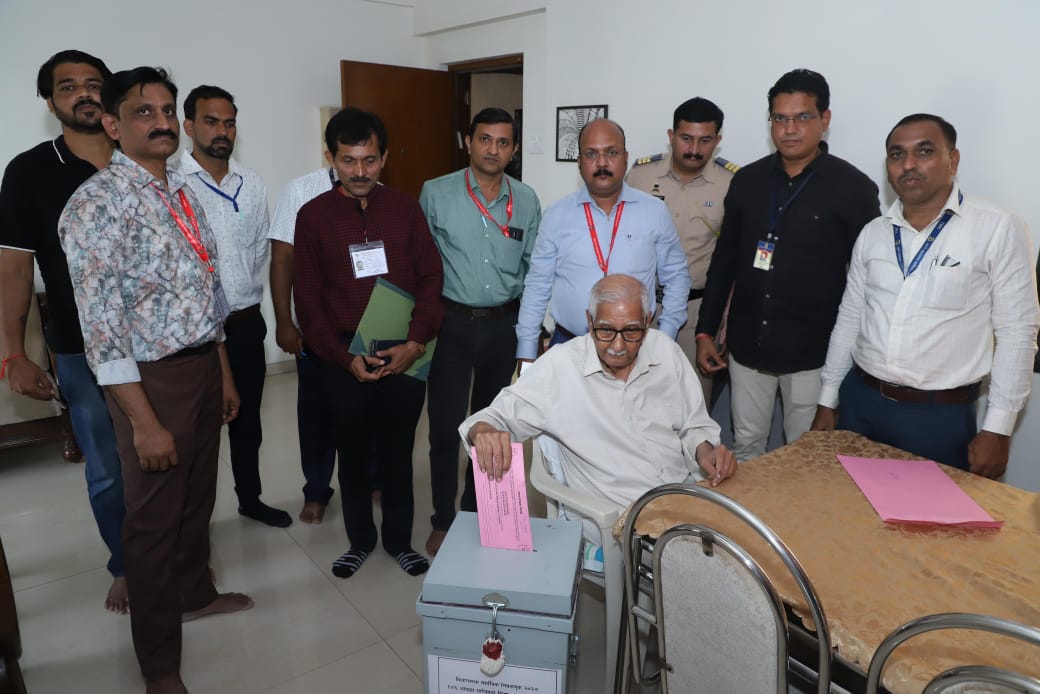 People who have crossed age of 85voted from home People who have crossed age of 85voted from home