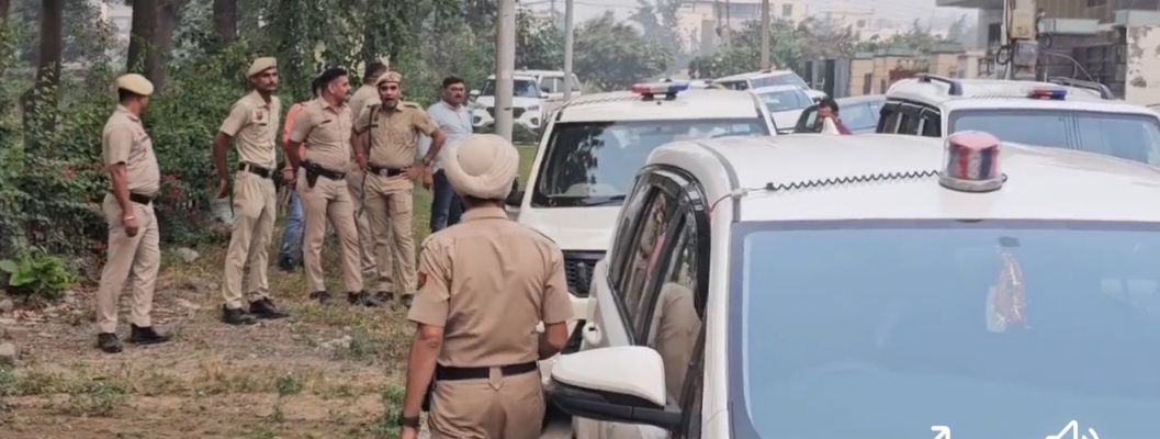 पुलिस कर्मी की मां की बदमाशों ने की हत्या पुलिस कर्मी की मां की बदमाशों ने की हत्या