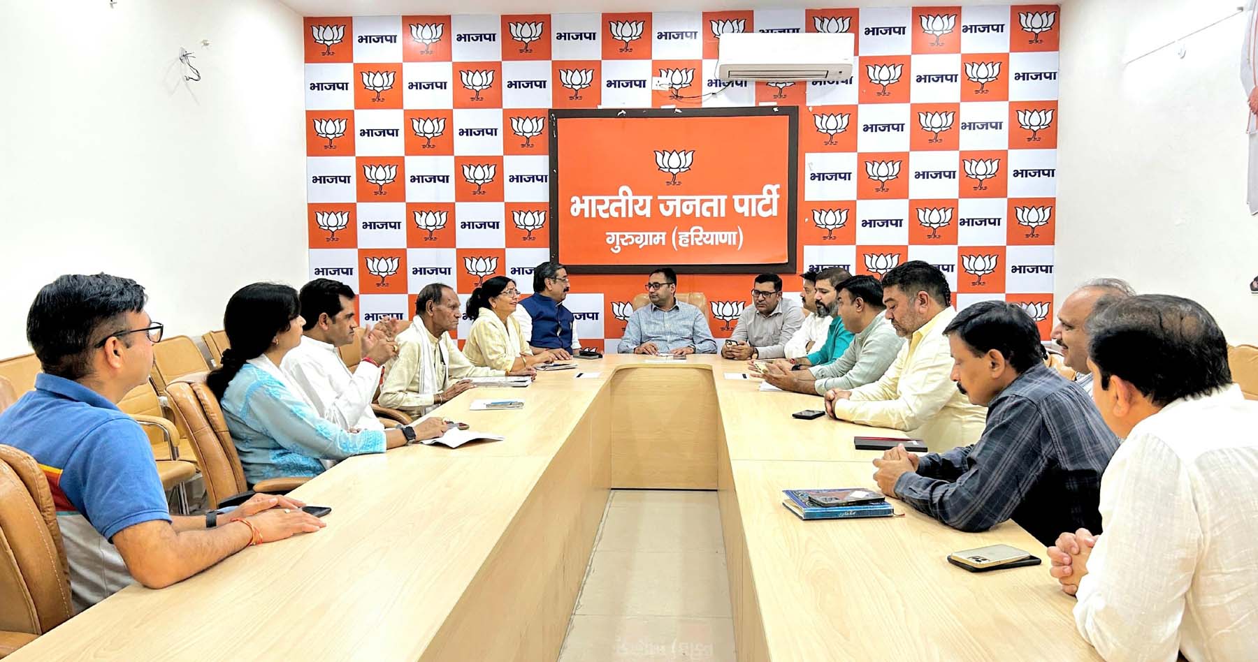 We will achieve the target of 4.50 lakh in Gurugram: Kamal Yadav We will achieve the target of 4.50 lakh in Gurugram: Kamal Yadav