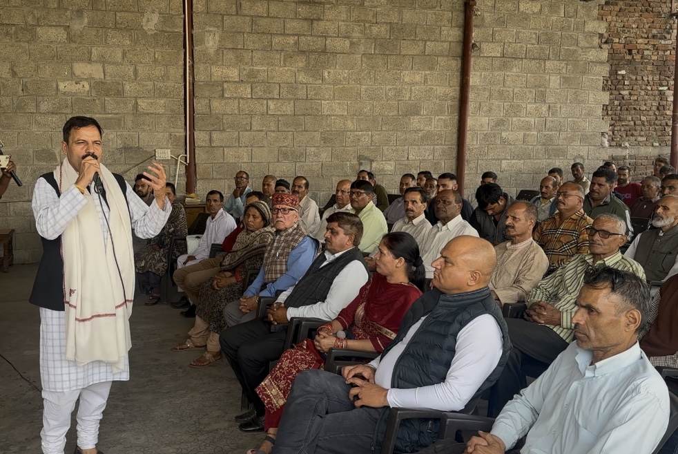 मासिक बैठक में विधायक ने जन शिकायत निवारण पर ध्यान केंद्रित किया मासिक बैठक में विधायक ने जन शिकायत निवारण पर ध्यान केंद्रित किया