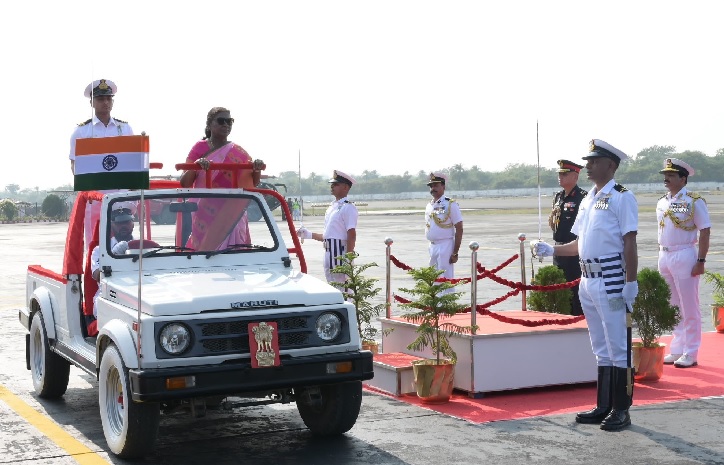 राष्ट्रपति मुर्मु दो दिवसीय यात्रा पर दादरा और नगर हवेली एवं दमन और दीव पहुंचीं राष्ट्रपति मुर्मु दो दिवसीय यात्रा पर दादरा और नगर हवेली एवं दमन और दीव पहुंचीं
