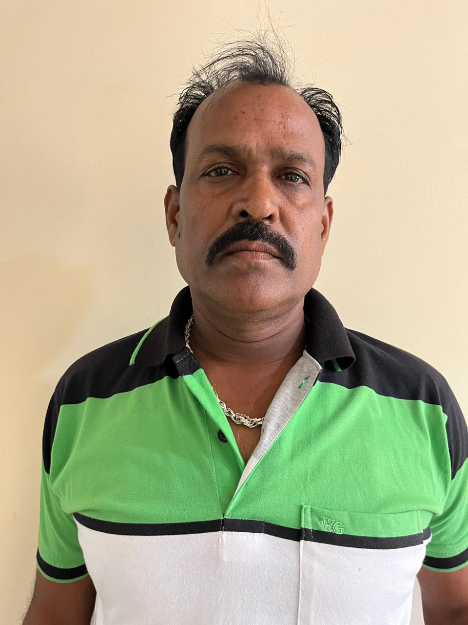 नगर निगम हैरिटेज का स्वास्थ्य निरीक्षक छह हजार रुपये की रिश्वत लेते गिरफ्तार नगर निगम हैरिटेज का स्वास्थ्य निरीक्षक छह हजार रुपये की रिश्वत लेते गिरफ्तार