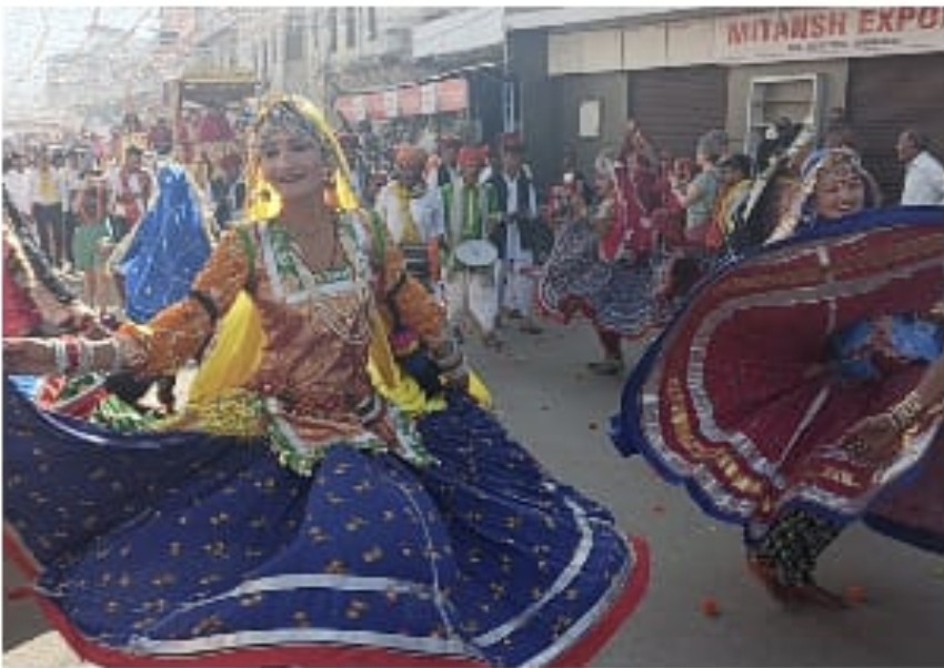 कार्तिक एकादशी पर ब्रम्ह मुहूर्त से शुरू हुआ पुष्कर पंचतीर्थ महास्नान