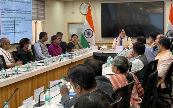 केंद्रीय कपड़ा मंत्री गिरिराज सिंह विभागीय बैठक में केंद्रीय कपड़ा मंत्री गिरिराज सिंह विभागीय बैठक में