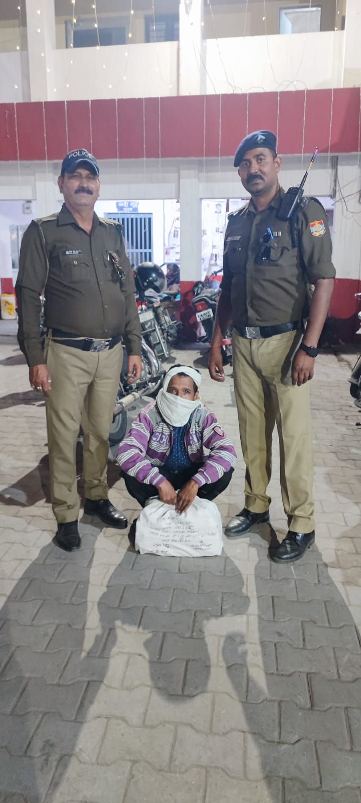 शराब तस्कर शराब तस्कर