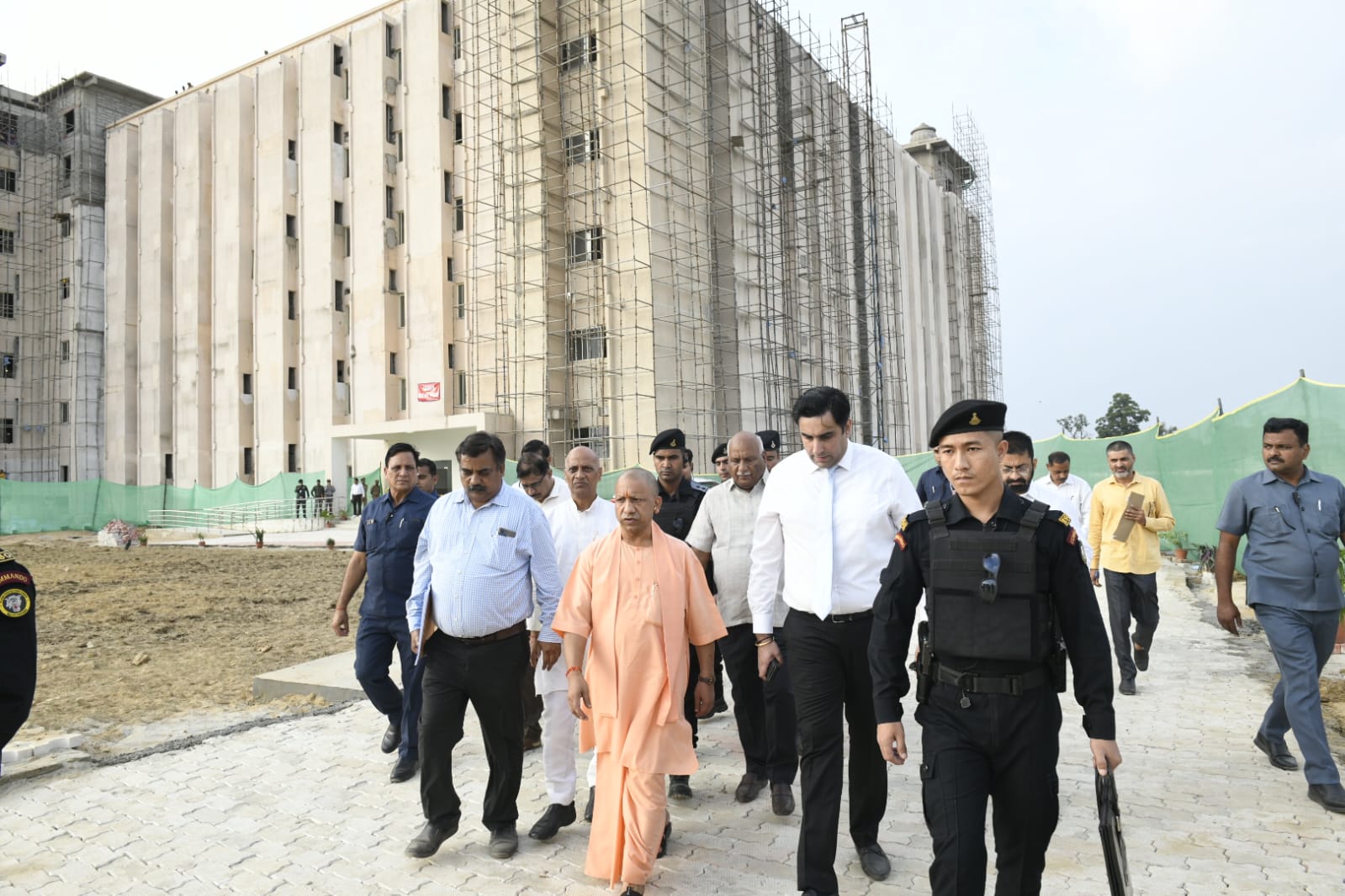 *गोरखपुर में योगी सरकार बना रही है राज्य का पहला आयुष विश्वविद्यालय* *गोरखपुर में योगी सरकार बना रही है राज्य का पहला आयुष विश्वविद्यालय*
