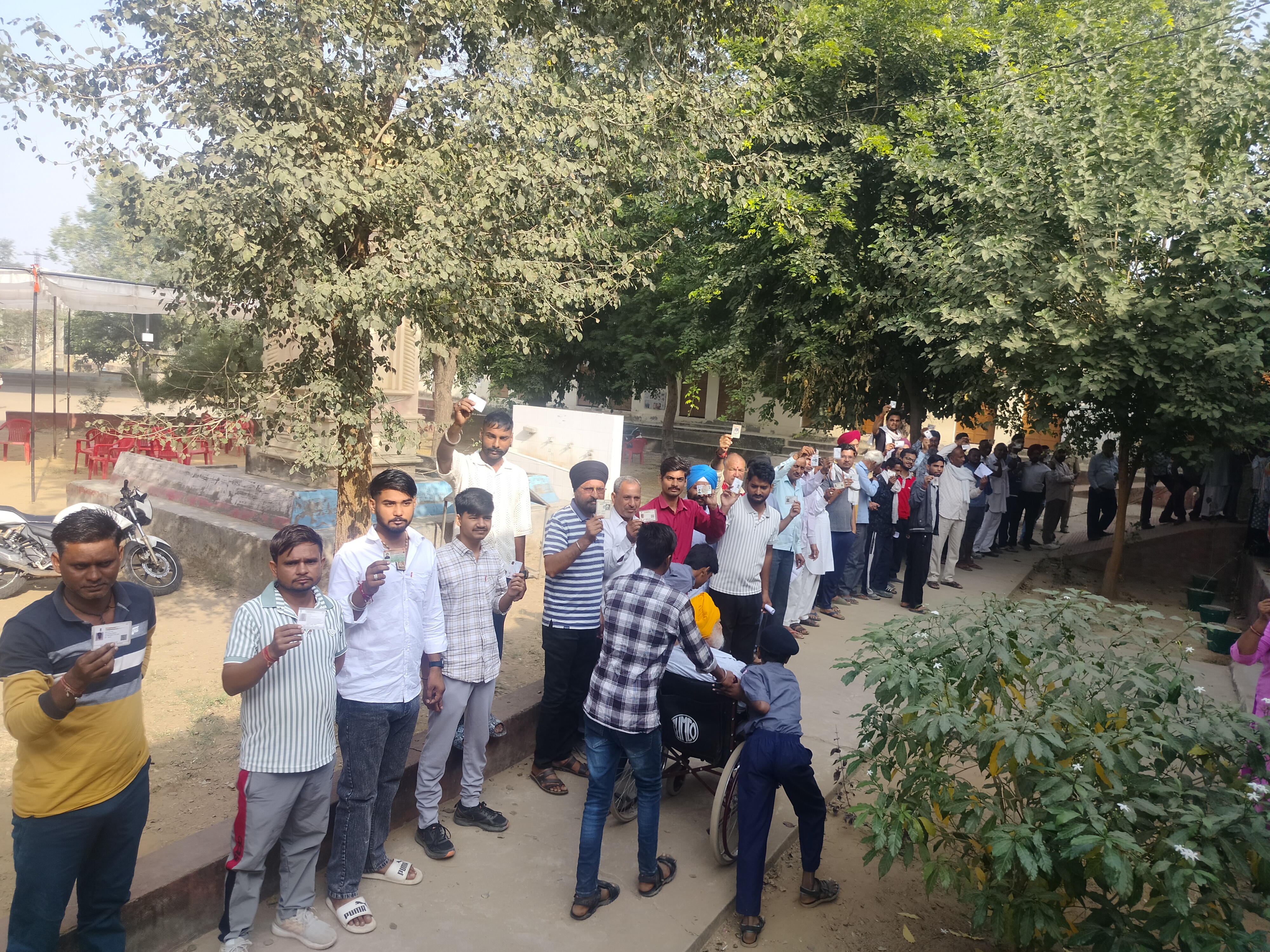 Alwar Alwar
